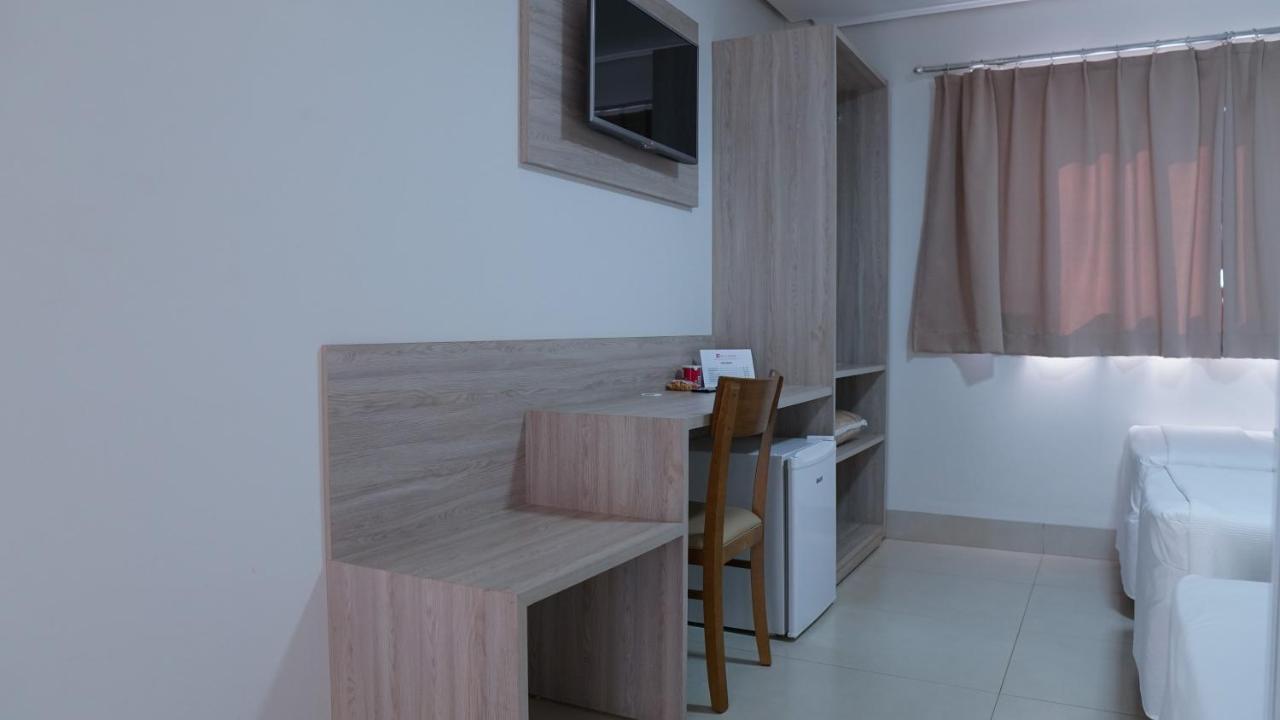 Oiti Hotel - グルピ エクステリア 写真