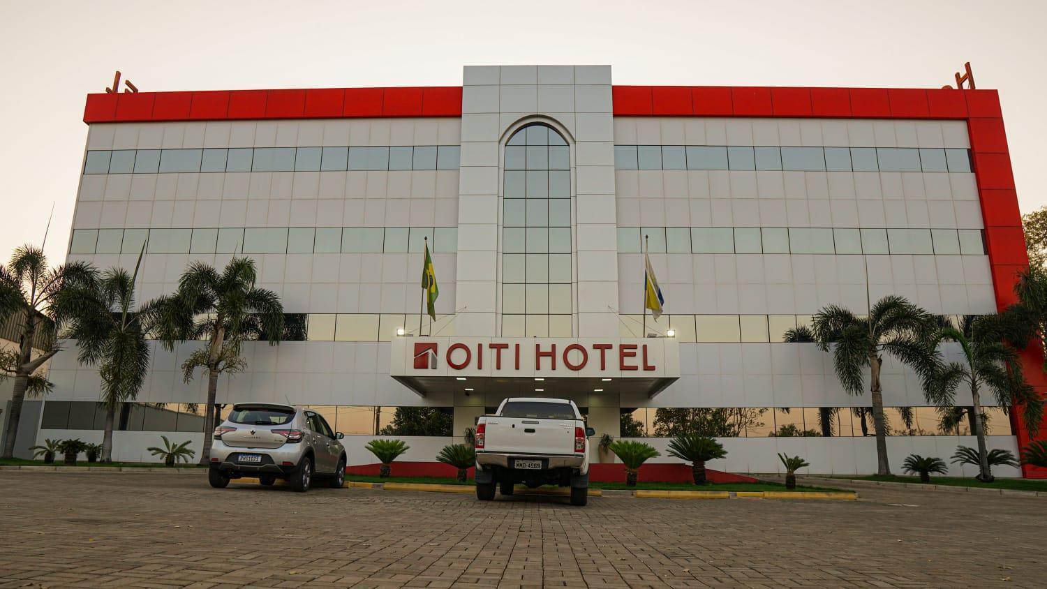 Oiti Hotel - グルピ エクステリア 写真